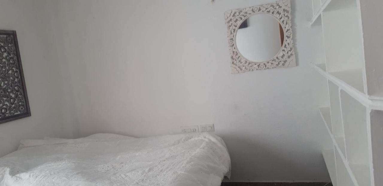 Habitaciones Amplias En El Centro De Гранада Экстерьер фото